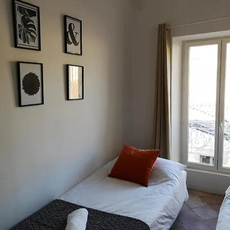 Familiale Saint-exupery-spacieux-hypercentre-wifi-velo شقة